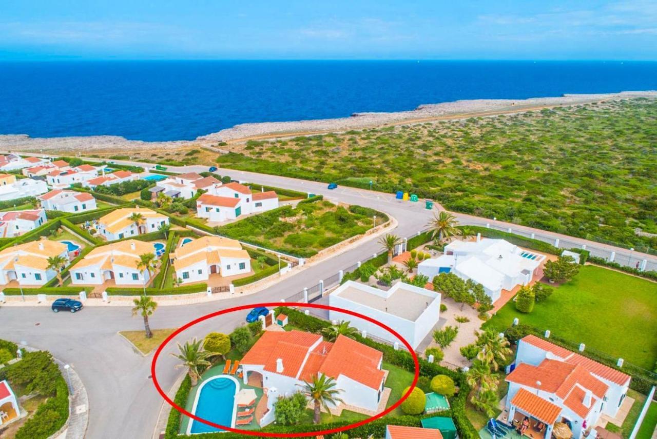 Villa Iris Cala'N Bosch  Exteriör bild
